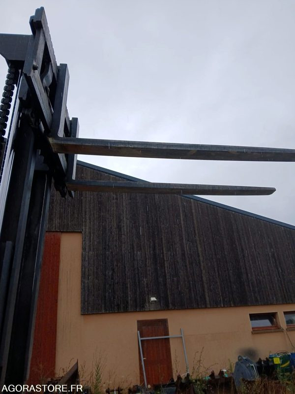 Chariot élévateur Fenwick Linde H35T 3.5T - Empilhador a gás: foto 3 Chariot élévateur Fenwick Linde H35T 3.5T - Empilhador a gás: foto 3