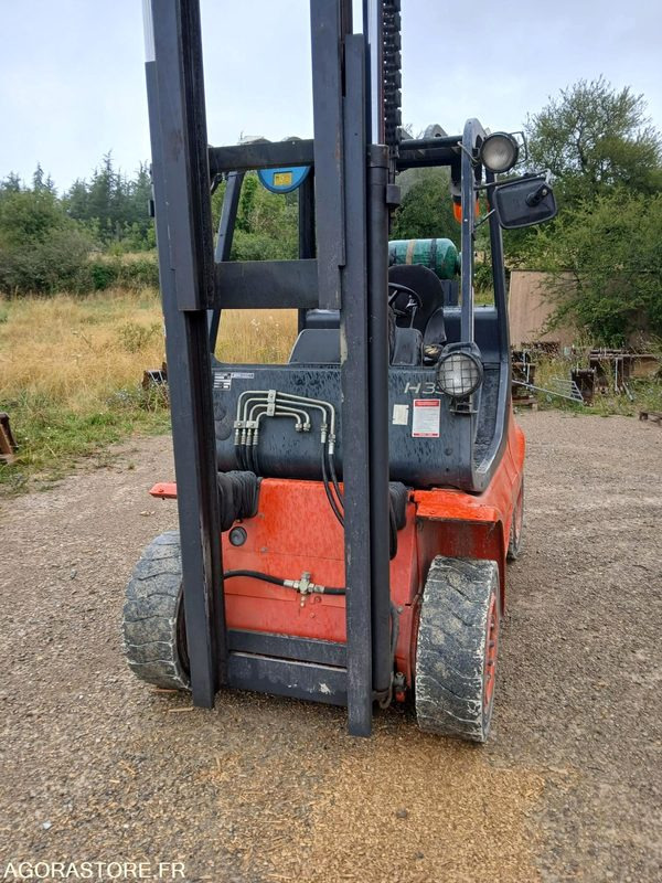 Chariot élévateur Fenwick Linde H35T 3.5T - Empilhador a gás: foto 4 Chariot élévateur Fenwick Linde H35T 3.5T - Empilhador a gás: foto 4