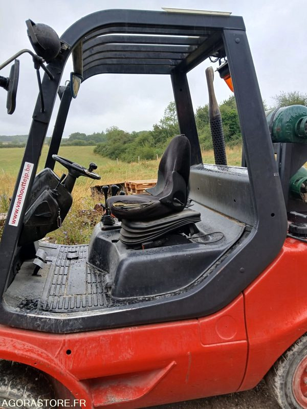 Chariot élévateur Fenwick Linde H35T 3.5T - Empilhador a gás: foto 5 Chariot élévateur Fenwick Linde H35T 3.5T - Empilhador a gás: foto 5