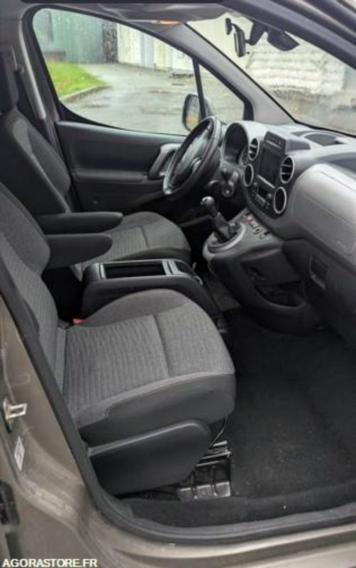 Citroën Berlingo 1.6 BlueHDi 100ch (B9) – 12/2015 – 50000 km – Crit'Air 2 - Automóvel: foto 5 Citroën Berlingo 1.6 BlueHDi 100ch (B9) – 12/2015 – 50000 km – Crit'Air 2 - Automóvel: foto 5
