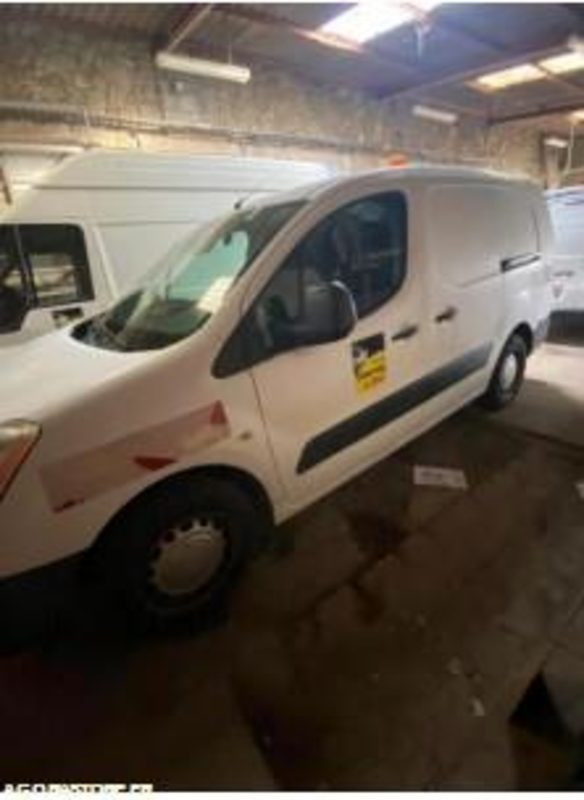 Citroen Berlingo - 147731kms - 2008 - AM 177 JF - Furgão compacto: foto 4 Citroen Berlingo - 147731kms - 2008 - AM 177 JF - Furgão compacto: foto 4