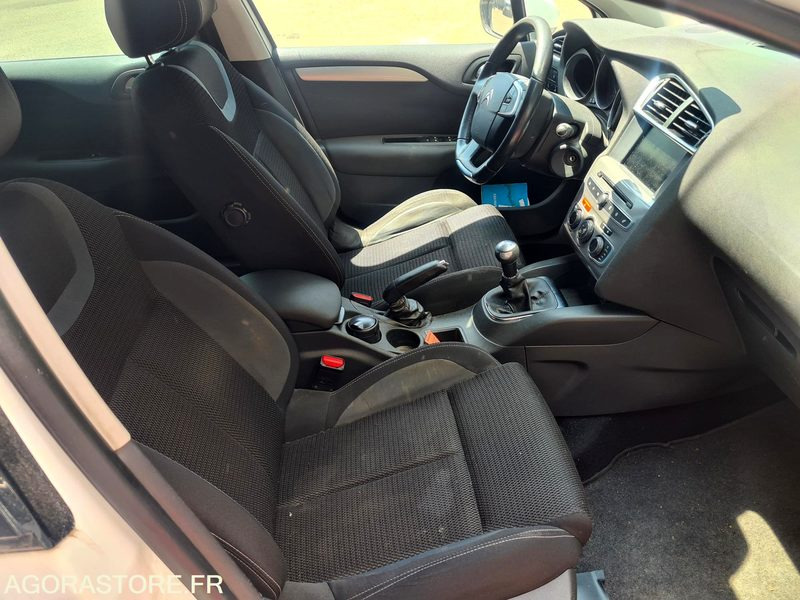 Citroën C4 EV-500-GR - véhicule non roulant - Automóvel: foto 3 Citroën C4 EV-500-GR - véhicule non roulant - Automóvel: foto 3
