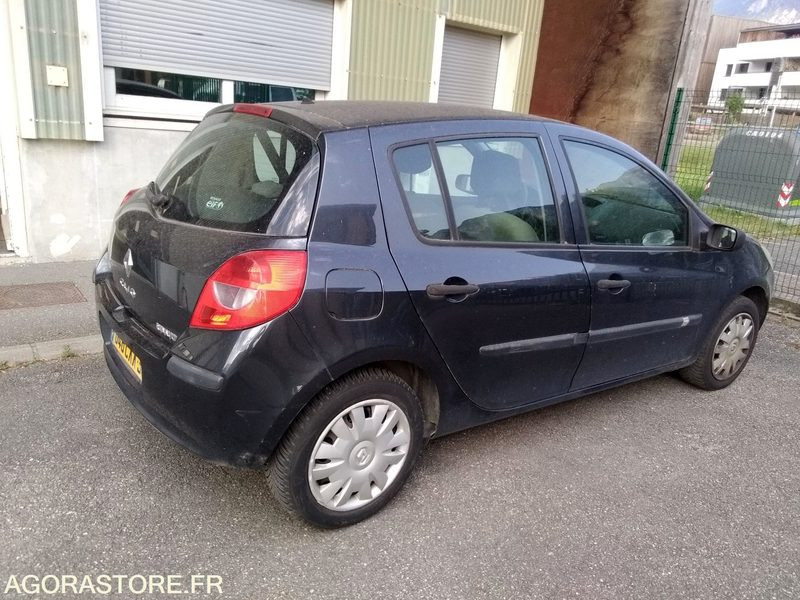 Clio 1.5 dci 1er main du 10.07.2007 131100kms type MRE5222EF558 - Automóvel: foto 2 Clio 1.5 dci 1er main du 10.07.2007 131100kms type MRE5222EF558 - Automóvel: foto 2