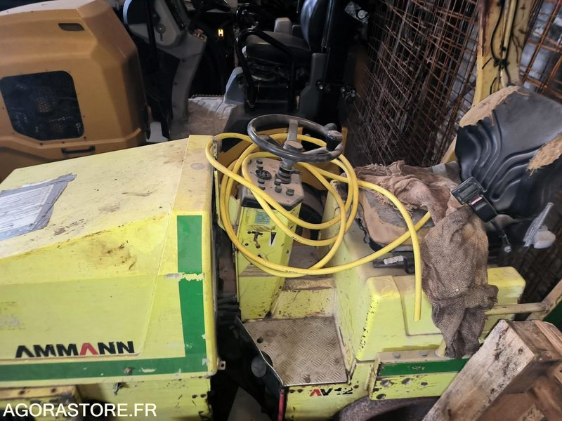Compacteur autoporté 2 billes - Rolo: foto 2 Compacteur autoporté 2 billes - Rolo: foto 2