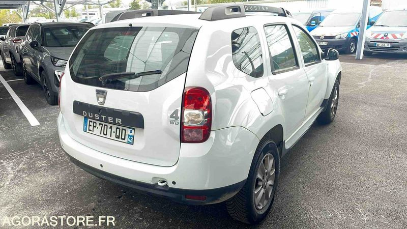 DACIA DUSTER - 2017 - 173388KM - EP701QD - SUV: foto 4 DACIA DUSTER - 2017 - 173388KM - EP701QD - SUV: foto 4