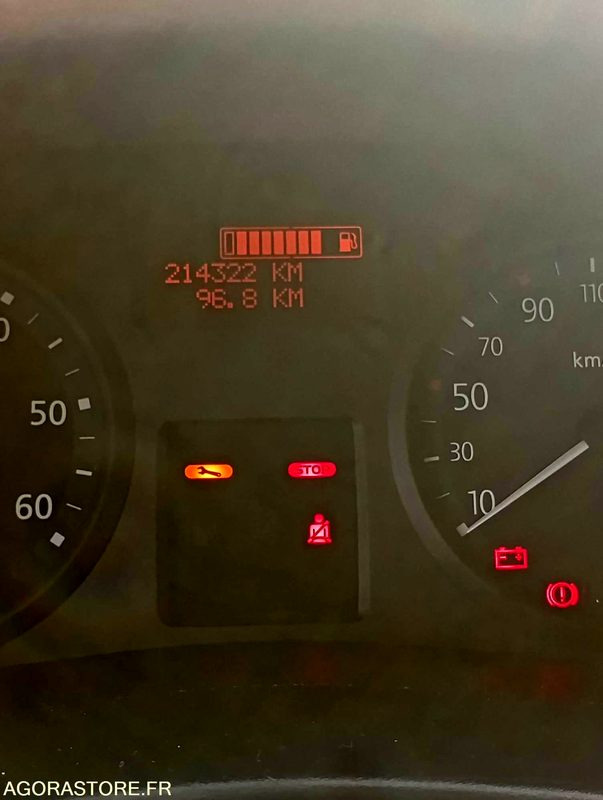 DB-331-DX - Non Roulant - RENAULT TRAFIC - VASP - 241 322 Kms - Ambulância: foto 3 DB-331-DX - Non Roulant - RENAULT TRAFIC - VASP - 241 322 Kms - Ambulância: foto 3