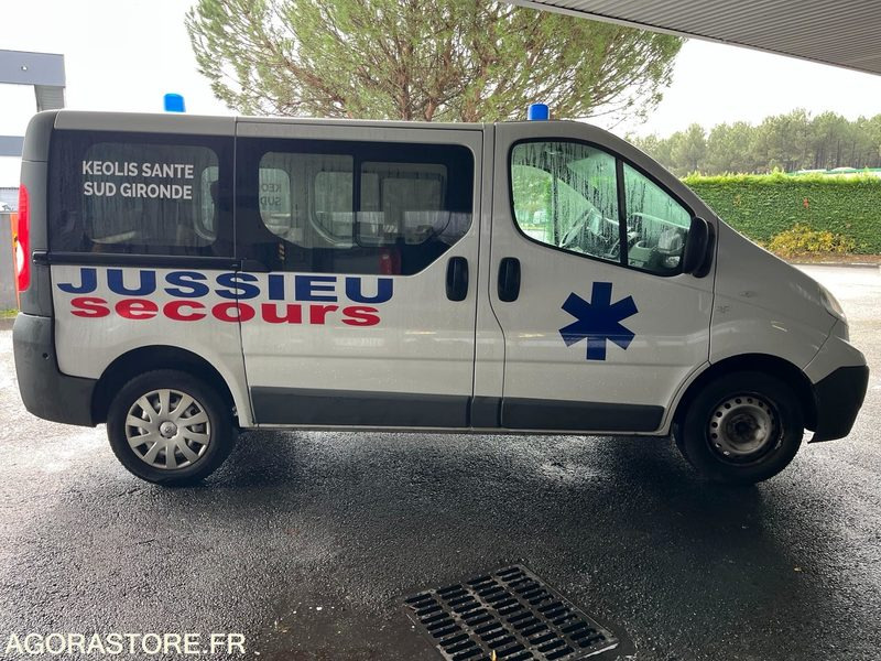 DB-991-SL - Roulant - NISSAN PRIMASTAR - VASP - 319 108 Kms - Ambulância: foto 3 DB-991-SL - Roulant - NISSAN PRIMASTAR - VASP - 319 108 Kms - Ambulância: foto 3