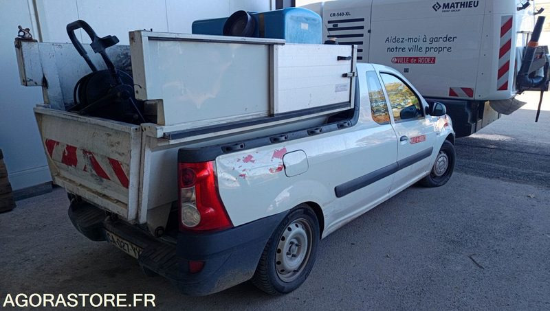 Dacia Logan - 2012 - 111131km - Pick-up: foto 2 Dacia Logan - 2012 - 111131km - Pick-up: foto 2