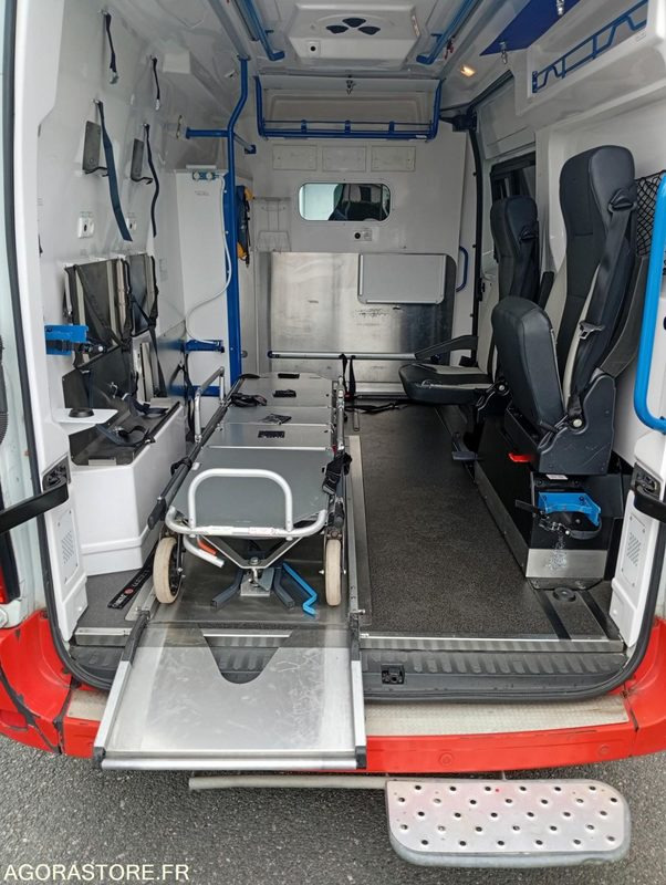 EH-025-LT - Roulant - RENAULT MASTER - VASP - 363 000 Kms - Ambulância: foto 5 EH-025-LT - Roulant - RENAULT MASTER - VASP - 363 000 Kms - Ambulância: foto 5