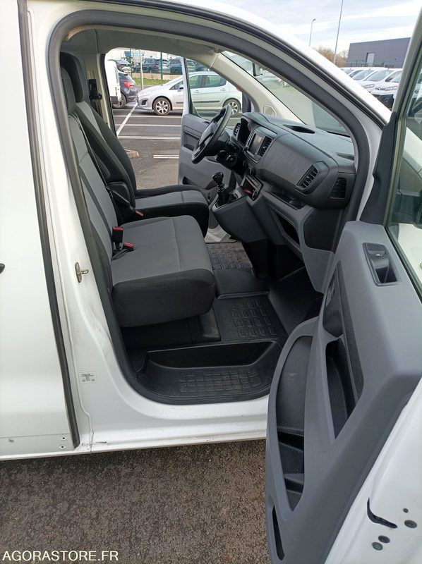 Minibus, Furgão de passageiros EY-346-BY - Roulant - CITROEN JUMPY SPACE TOURER - VP - 189 243 Kms "CG PERDUE": foto 10 Minibus, Furgão de passageiros EY-346-BY - Roulant - CITROEN JUMPY SPACE TOURER - VP - 189 243 Kms "CG PERDUE": foto 10