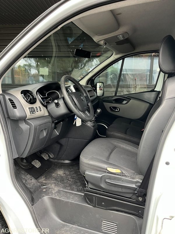 FD-968-KE - Non Roulant - RENAULT TRAFIC - VASP - 305 100 Kms - Ambulância: foto 5 FD-968-KE - Non Roulant - RENAULT TRAFIC - VASP - 305 100 Kms - Ambulância: foto 5