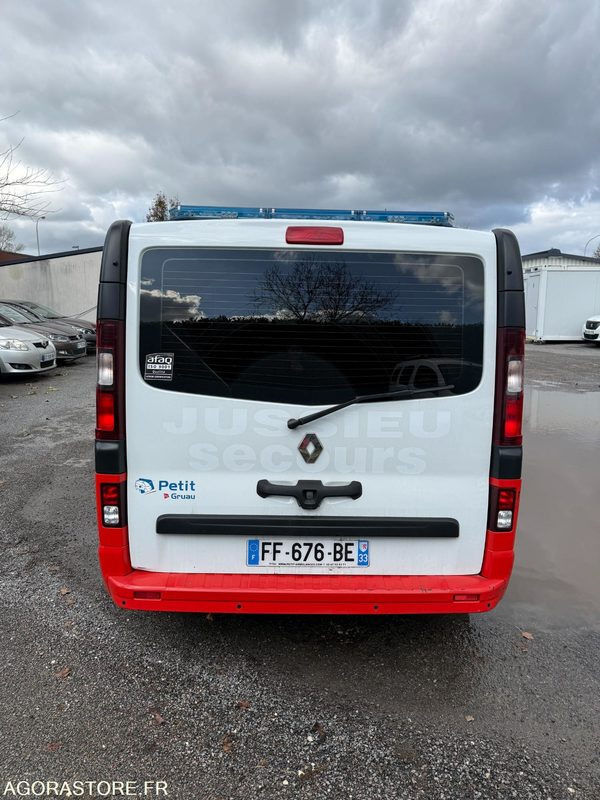 FF-676-BE - Non Roulant - RENAULT TRAFIC - VASP - 292 114 Kms - Ambulância: foto 5 FF-676-BE - Non Roulant - RENAULT TRAFIC - VASP - 292 114 Kms - Ambulância: foto 5