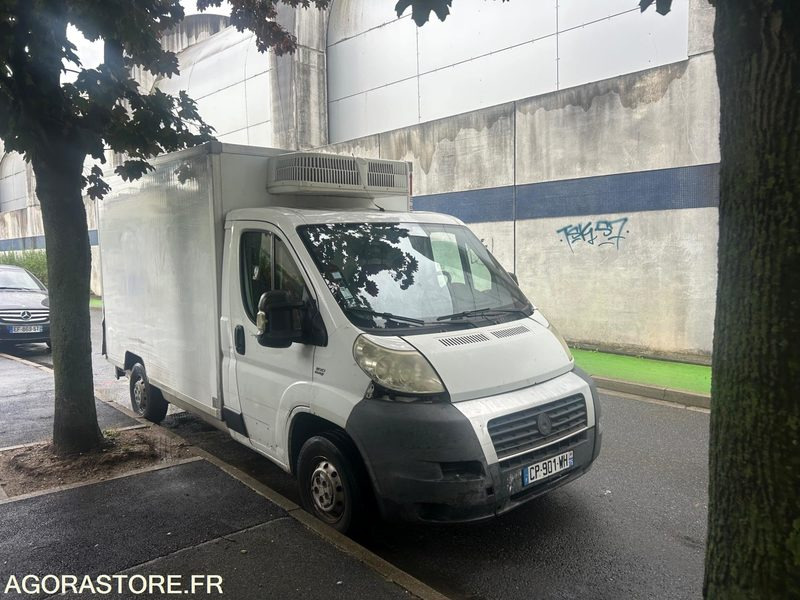 FIAT - DUCATO - 2013 - FRIGORIFIQUE - Carrinha frigorífica: foto 2 FIAT - DUCATO - 2013 - FRIGORIFIQUE - Carrinha frigorífica: foto 2