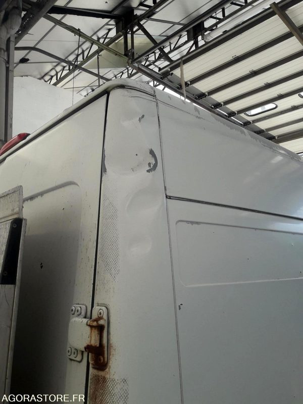 FIAT DUCATO FOURGON-NON ROULANT - Furgão: foto 5 FIAT DUCATO FOURGON-NON ROULANT - Furgão: foto 5