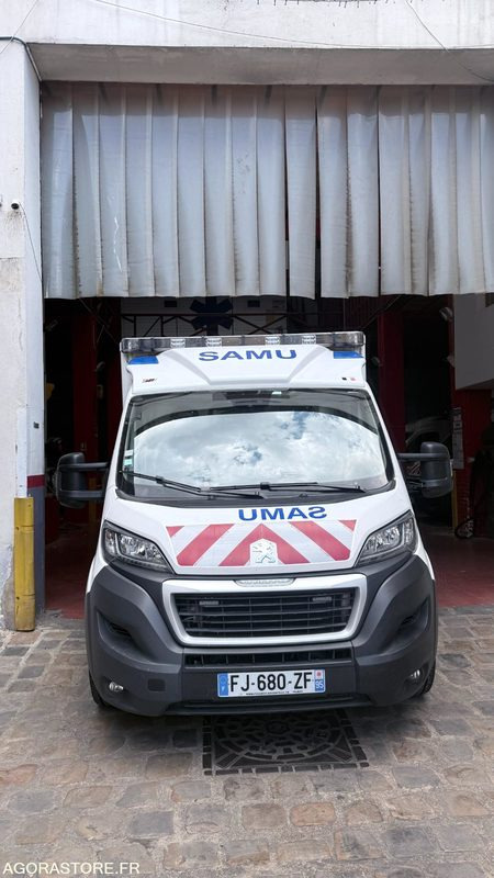 FJ-680-ZF - Non Roulant - PEUGEOT BOXER - SMUR - L3H2 4T - CG KS - 180 000 Kms - Furgão: foto 2 FJ-680-ZF - Non Roulant - PEUGEOT BOXER - SMUR - L3H2 4T - CG KS - 180 000 Kms - Furgão: foto 2