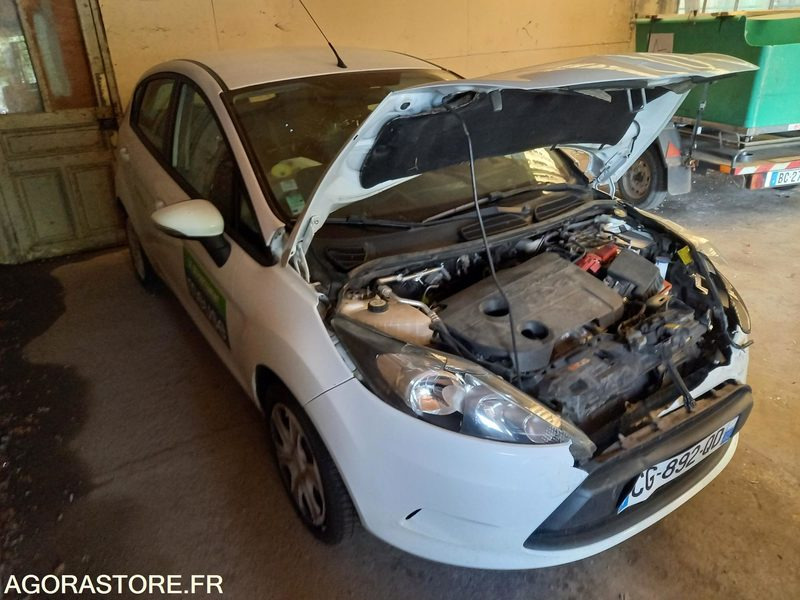 FORD FIESTA TDCI 70 FAP TREND ACCIDENTEE - Automóvel: foto 1 FORD FIESTA TDCI 70 FAP TREND ACCIDENTEE - Automóvel: foto 1