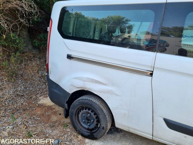FORD TRANSIT KOMBI TREND 9 PLACES L2H1 TDCI 105CV de 2017 - 60 000KM (R3B248) - Minibus, Furgão de passageiros: foto 5 FORD TRANSIT KOMBI TREND 9 PLACES L2H1 TDCI 105CV de 2017 - 60 000KM (R3B248) - Minibus, Furgão de passageiros: foto 5