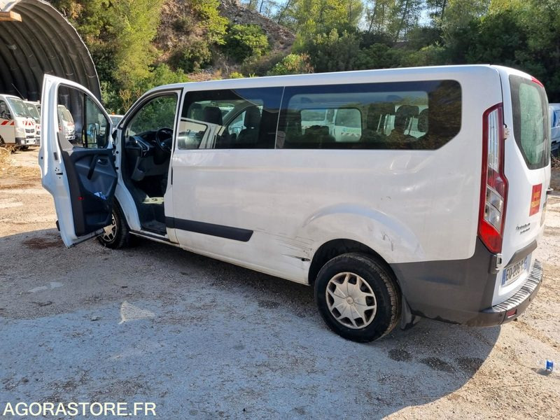 FORD TRANSIT KOMBI TREND 9 PLACES L2H1 TDCI 105CV de 2017 - 60 000KM (R3B248) - Minibus, Furgão de passageiros: foto 3 FORD TRANSIT KOMBI TREND 9 PLACES L2H1 TDCI 105CV de 2017 - 60 000KM (R3B248) - Minibus, Furgão de passageiros: foto 3