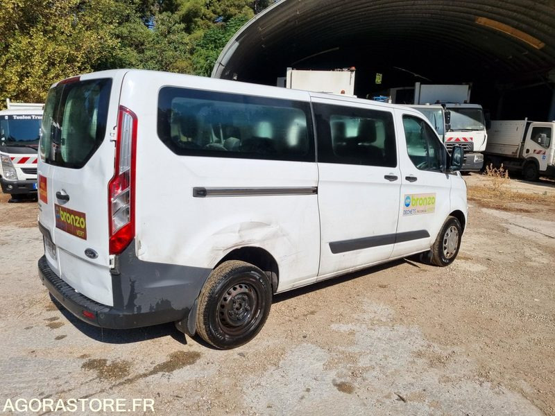 FORD TRANSIT KOMBI TREND 9 PLACES L2H1 TDCI 105CV de 2017 - 60 000KM (R3B248) - Minibus, Furgão de passageiros: foto 4 FORD TRANSIT KOMBI TREND 9 PLACES L2H1 TDCI 105CV de 2017 - 60 000KM (R3B248) - Minibus, Furgão de passageiros: foto 4