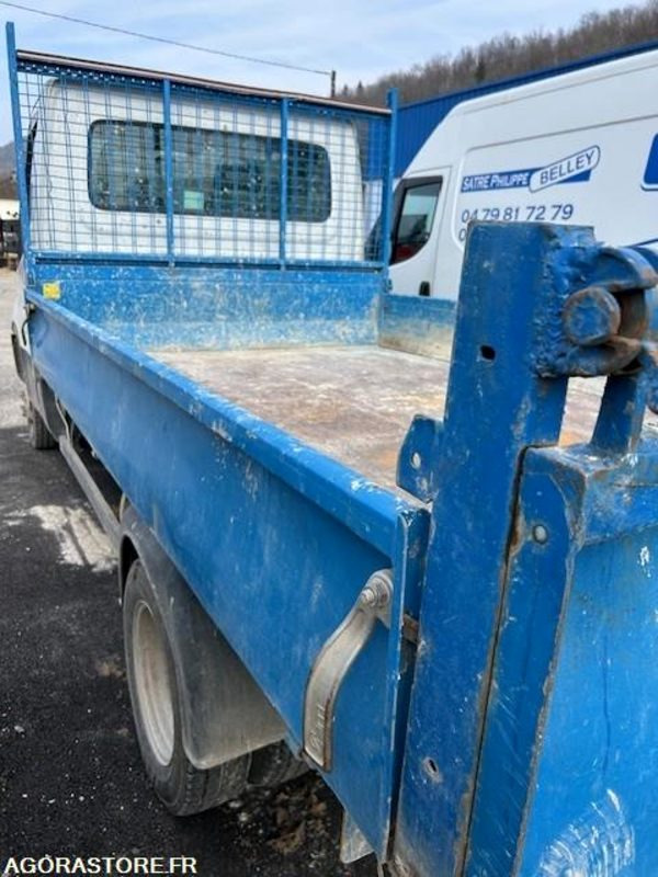 FOURGON BENNE 3.5 T IVECO DAILY 35-150 2018 120 000 KM - Carrinha basculante: foto 4 FOURGON BENNE 3.5 T IVECO DAILY 35-150 2018 120 000 KM - Carrinha basculante: foto 4