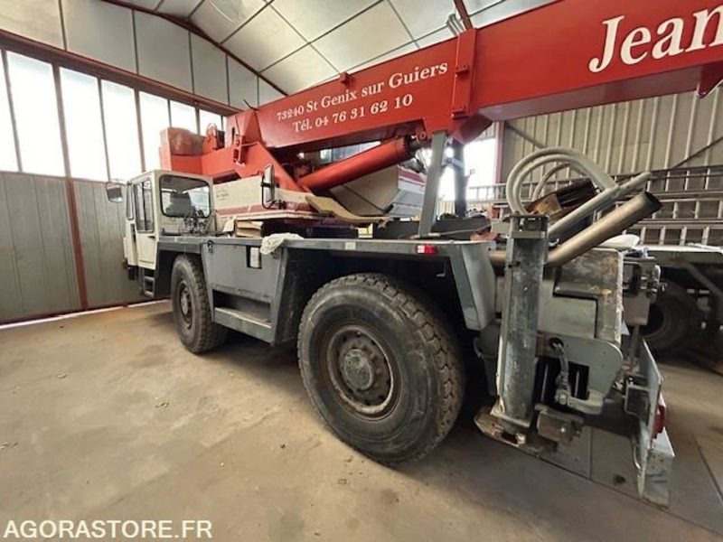 GRUE MOBILE PPM 280 ATT - 1991 - 8960 HEURES - Grua móvel: foto 1 GRUE MOBILE PPM 280 ATT - 1991 - 8960 HEURES - Grua móvel: foto 1