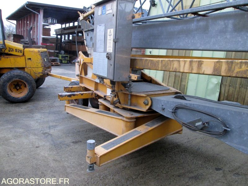 GRUE - POTAIN HD 10 A - TRES BON ETAT - Guindaste de torre: foto 4 GRUE - POTAIN HD 10 A - TRES BON ETAT - Guindaste de torre: foto 4