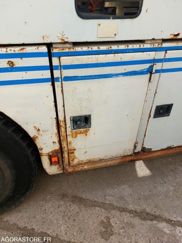 HYDROCUREUR RIVARD / RENAULT DC240 - 358888 KMS - ROULANT - EN L'ETAT - Caminhão limpa fossa: foto 5 HYDROCUREUR RIVARD / RENAULT DC240 - 358888 KMS - ROULANT - EN L'ETAT - Caminhão limpa fossa: foto 5