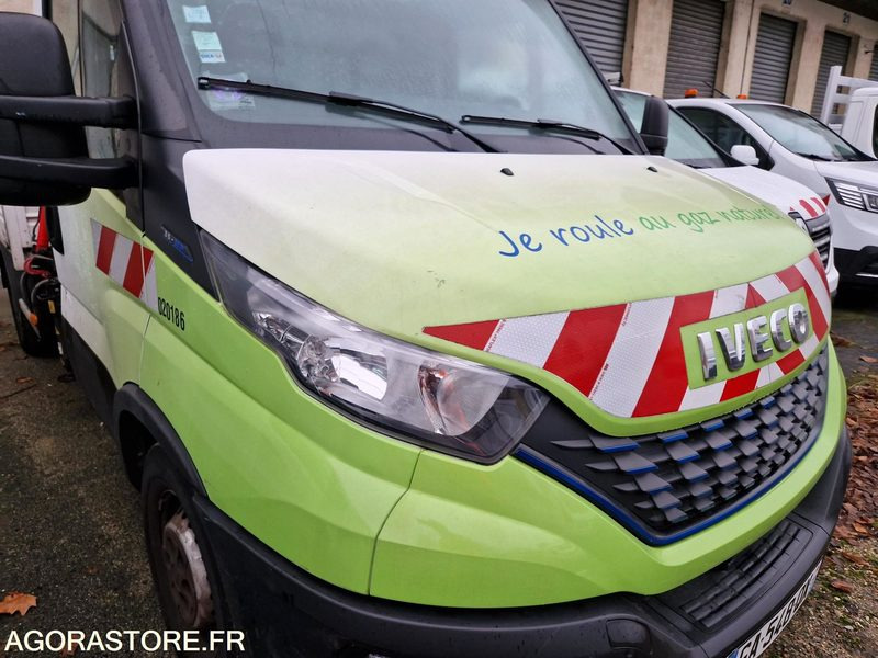 IVECO 35S14N BENNE BASCULANTE + GRUE - 2021 / 45910 KM (GA548QX) - Carrinha basculante: foto 3 IVECO 35S14N BENNE BASCULANTE + GRUE - 2021 / 45910 KM (GA548QX) - Carrinha basculante: foto 3