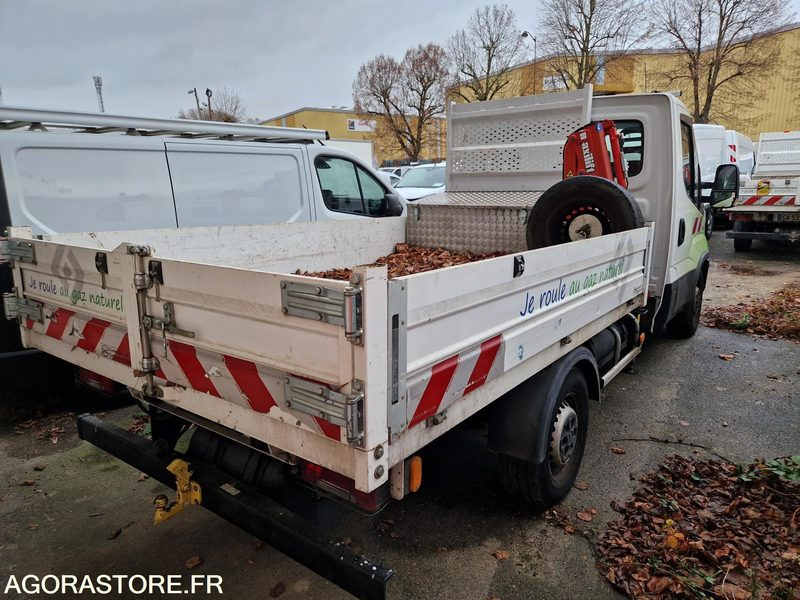 IVECO 35S14N BENNE BASCULANTE + GRUE - 2021 / 45910 KM (GA548QX) - Carrinha basculante: foto 4 IVECO 35S14N BENNE BASCULANTE + GRUE - 2021 / 45910 KM (GA548QX) - Carrinha basculante: foto 4