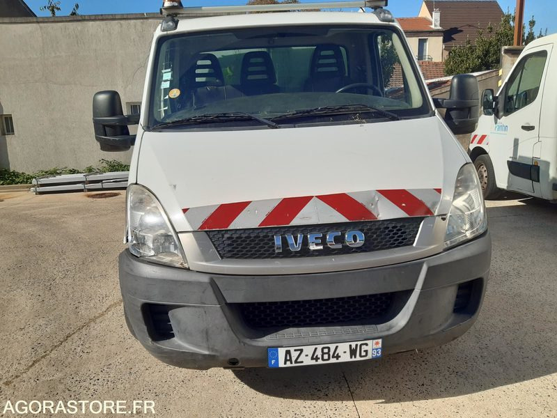 IVECO BENNE DANS L'ETAT - Carrinha basculante: foto 5 IVECO BENNE DANS L'ETAT - Carrinha basculante: foto 5