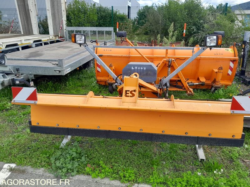 Lame à neige Europe Service Agilo25 (LN062) - Equipamentos para jardinagem: foto 1 Lame à neige Europe Service Agilo25 (LN062) - Equipamentos para jardinagem: foto 1