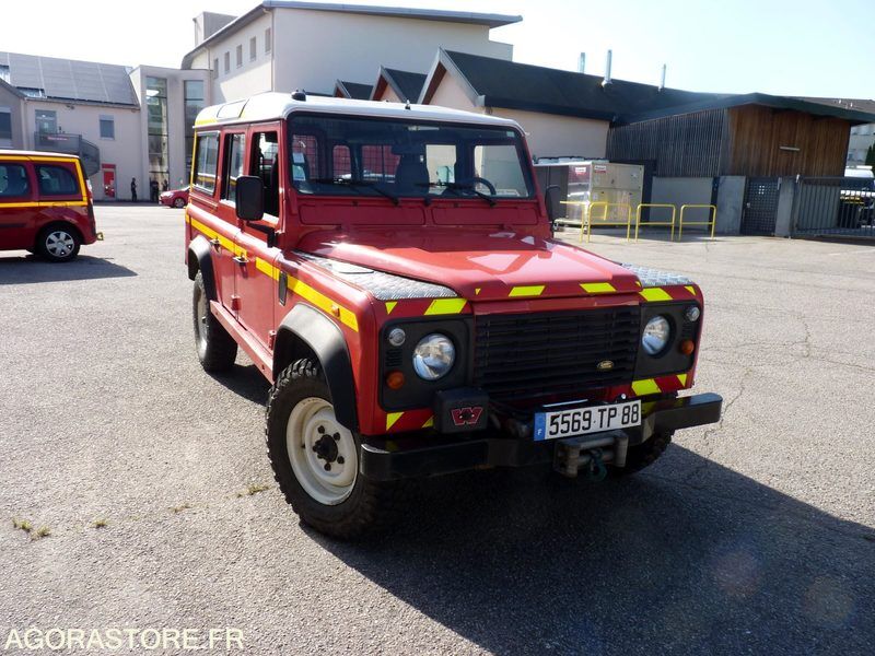 Land Rover Defender Long - SUV: foto 1 Land Rover Defender Long - SUV: foto 1