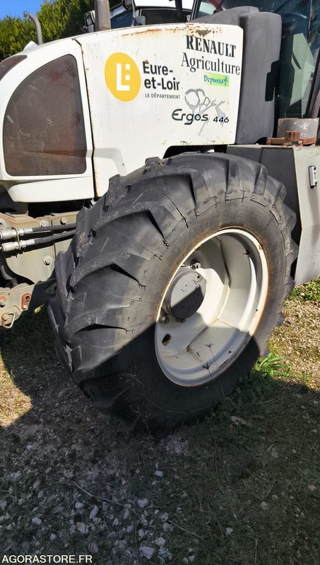 Trator Lot Renault - Tracteur ergos 446 Roto 209 - 2009 et FAUCHEUSE NOREMAT VISIOBRA: foto 16