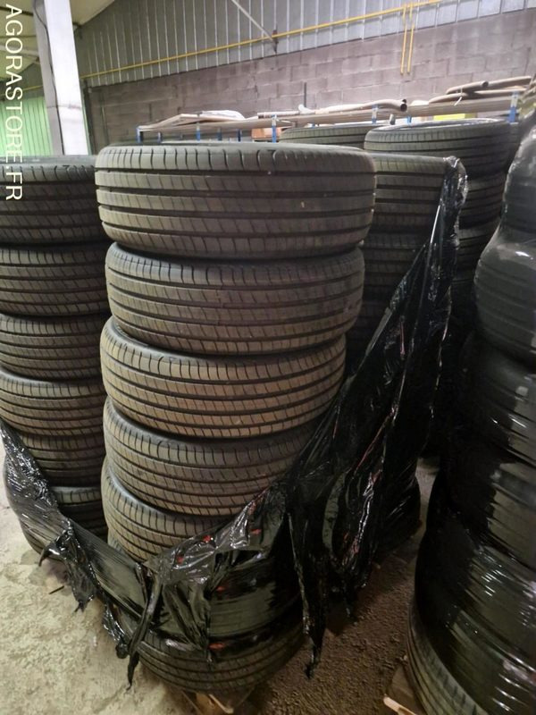 Lot de pneus de 28 pneus Michelin e-primacy 195/55R16 - Pneu: foto 4 Lot de pneus de 28 pneus Michelin e-primacy 195/55R16 - Pneu: foto 4
