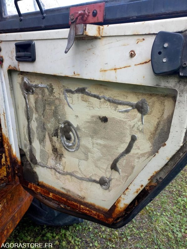 Empilhador telescópico MANITOU MT930 - 1989 - 4600h: foto 11 Empilhador telescópico MANITOU MT930 - 1989 - 4600h: foto 11