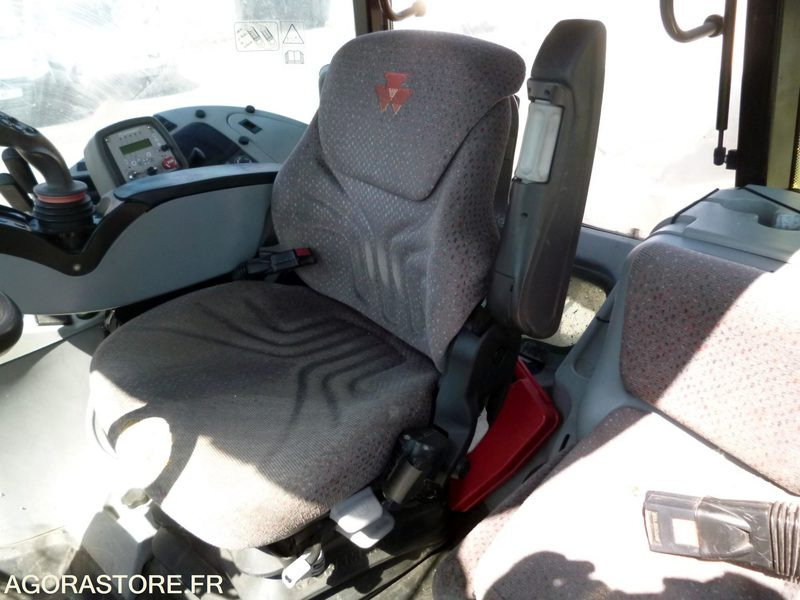 MASSEY 6445 DYNA 6 4X4 FAUCHEUR + NOREMAT OPTIMA M57T VISIOBRAS - Trator: foto 3 MASSEY 6445 DYNA 6 4X4 FAUCHEUR + NOREMAT OPTIMA M57T VISIOBRAS - Trator: foto 3
