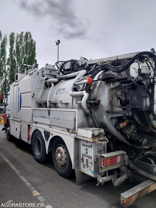 MERCEDES Actros HUWER 2004 (250 000Km) NON ROULANT EXPORT UNIQUEMENT - Caminhão limpa fossa: foto 5 MERCEDES Actros HUWER 2004 (250 000Km) NON ROULANT EXPORT UNIQUEMENT - Caminhão limpa fossa: foto 5