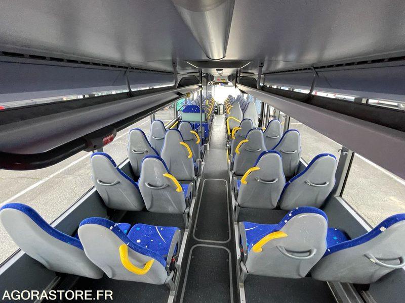 MERCEDES INTOURO 13m N°093019 - Autocarro escolar: foto 5 MERCEDES INTOURO 13m N°093019 - Autocarro escolar: foto 5