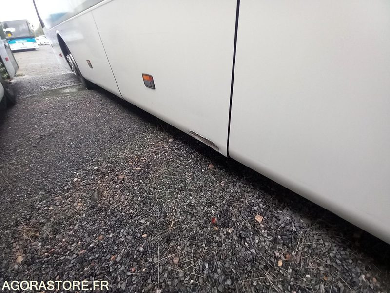 MERCEDES INTOURO 13m N°093231 - Autocarro escolar: foto 5 MERCEDES INTOURO 13m N°093231 - Autocarro escolar: foto 5