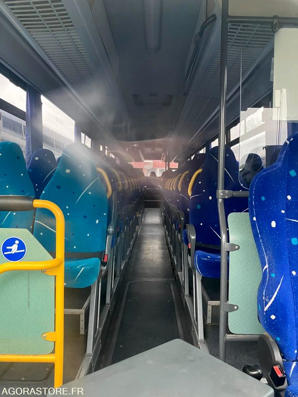 MERCEDES INTOURO 13m N°093326 - Autocarro escolar: foto 5 MERCEDES INTOURO 13m N°093326 - Autocarro escolar: foto 5