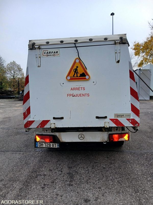 MERCEDES SPRINTER ANNEE 2014 - Carrinha basculante: foto 3 MERCEDES SPRINTER ANNEE 2014 - Carrinha basculante: foto 3