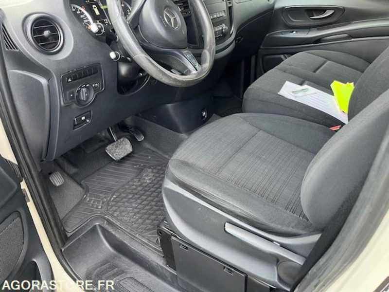 Furgão MERCEDES VITO MIXTO 119 CDI LONG 4X4 7G-TRONIC 6 PLACES: foto 8 Furgão MERCEDES VITO MIXTO 119 CDI LONG 4X4 7G-TRONIC 6 PLACES: foto 8