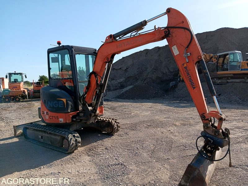 MINI-PELLE/CHENILLES HITACHI ZX38U-3CLR -- 2012 -- ENVIRON 6300 HEURES - Escavadeira: foto 5 MINI-PELLE/CHENILLES HITACHI ZX38U-3CLR -- 2012 -- ENVIRON 6300 HEURES - Escavadeira: foto 5