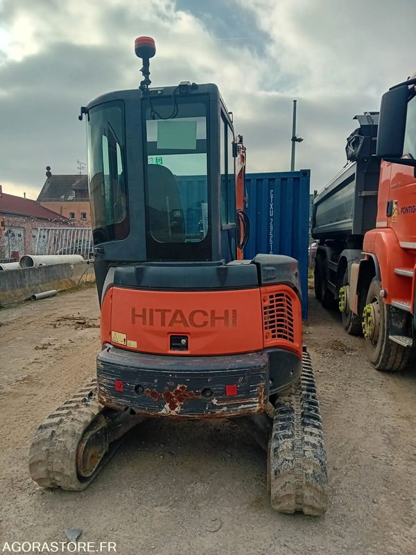MINI-PELLE/CHENILLES HITACHI ZX38U-3CLR -- 2012 -- ENVIRON 6300 HEURES - Escavadeira: foto 2 MINI-PELLE/CHENILLES HITACHI ZX38U-3CLR -- 2012 -- ENVIRON 6300 HEURES - Escavadeira: foto 2