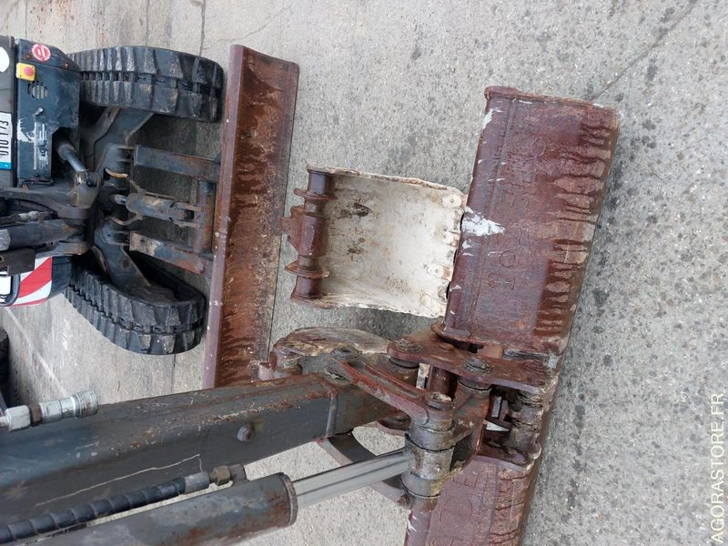 MINI PELLE VOLVO EC27C - 2010 - 6347H - Escavadeira: foto 5 MINI PELLE VOLVO EC27C - 2010 - 6347H - Escavadeira: foto 5