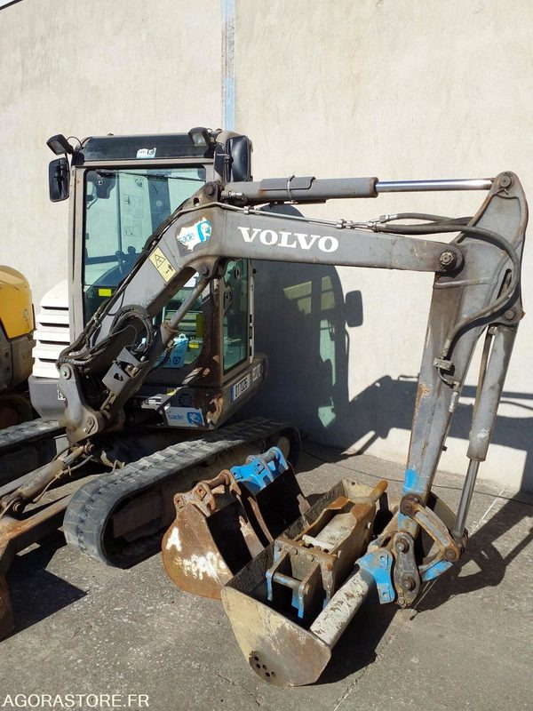 MINI PELLE VOLVO EC27C - Escavadeira: foto 5 MINI PELLE VOLVO EC27C - Escavadeira: foto 5