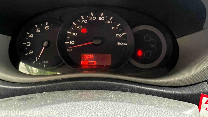 MINICAR - RENAULT TRUCKS - MASTER TPMR - 2012 - 179 058 KM (CB-868-FW) - Minibus, Furgão de passageiros: foto 4 MINICAR - RENAULT TRUCKS - MASTER TPMR - 2012 - 179 058 KM (CB-868-FW) - Minibus, Furgão de passageiros: foto 4