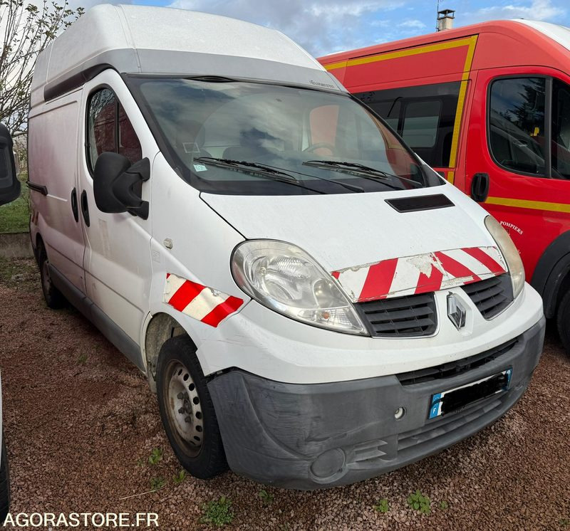 RENAULT TRAFIC 2.0 DCI 115 CH L1H2 - 233176 - 2011 - Máquina de outro: foto 2 RENAULT TRAFIC 2.0 DCI 115 CH L1H2 - 233176 - 2011 - Máquina de outro: foto 2