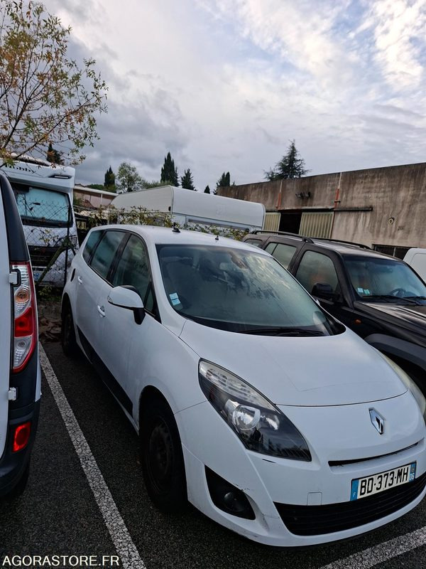 Megane Scenic - Automóvel: foto 1 Megane Scenic - Automóvel: foto 1