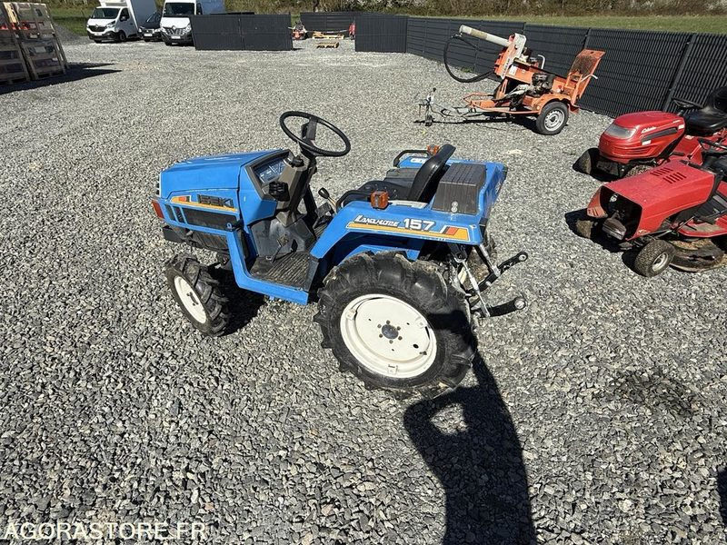Micro tracteur iseki 157 , 16CV 4x4 3 cylindres , direction assistée - Trator: foto 5 Micro tracteur iseki 157 , 16CV 4x4 3 cylindres , direction assistée - Trator: foto 5